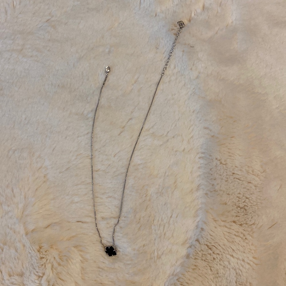 Brand new Kendra Scott necklace!